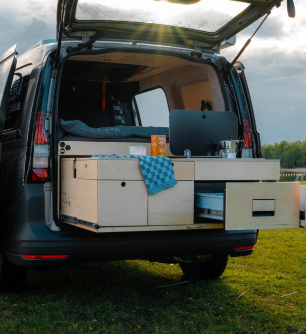 1734705401-7 1734705401-7